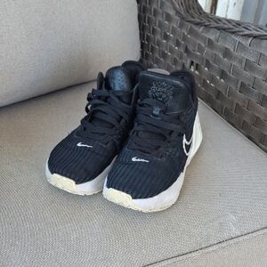 Nike Kids Black and White Sneakers
